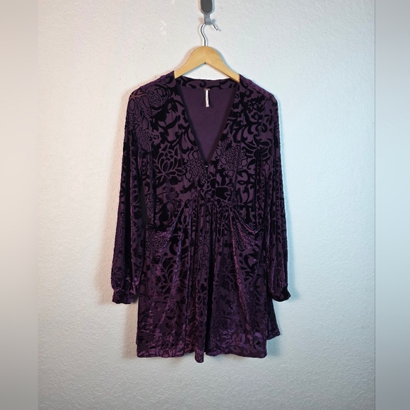 Free People All Night Long Velvet BurnoutDress Whimsigoth Boho Purple S NWOT - Picture 3 of 12